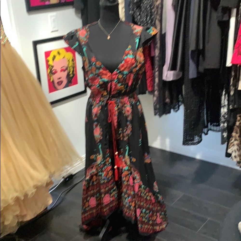 Beach Coverup - image 1